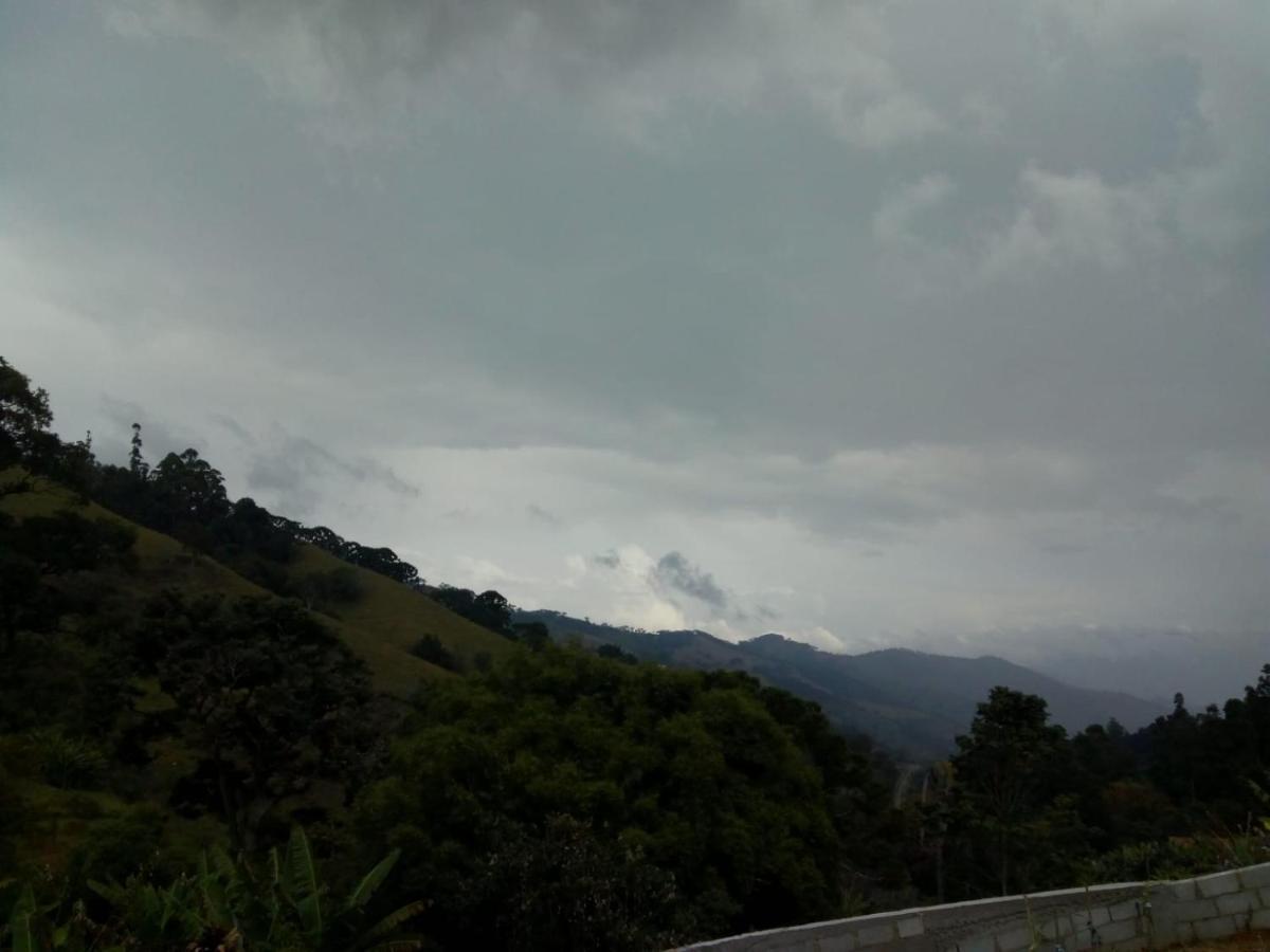 Cantinho Da Divina Paz Sao Bento do Sapucai Ngoại thất bức ảnh